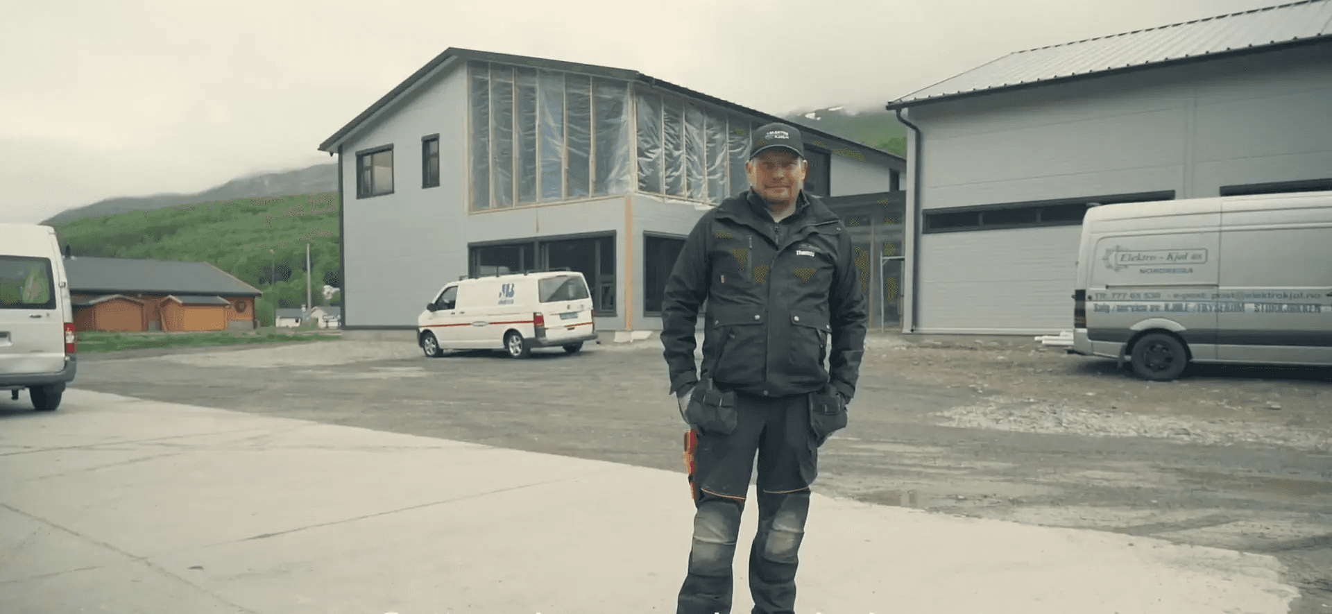 Elektro Kjøl-tekniker ute på oppdrag i Nord-Troms